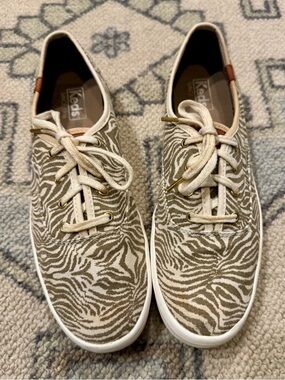 Keds Taupe & White Zebra-Print Canvas Sneakers Size 10